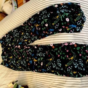 H&M black/dark green flowy bellbottom floral pants